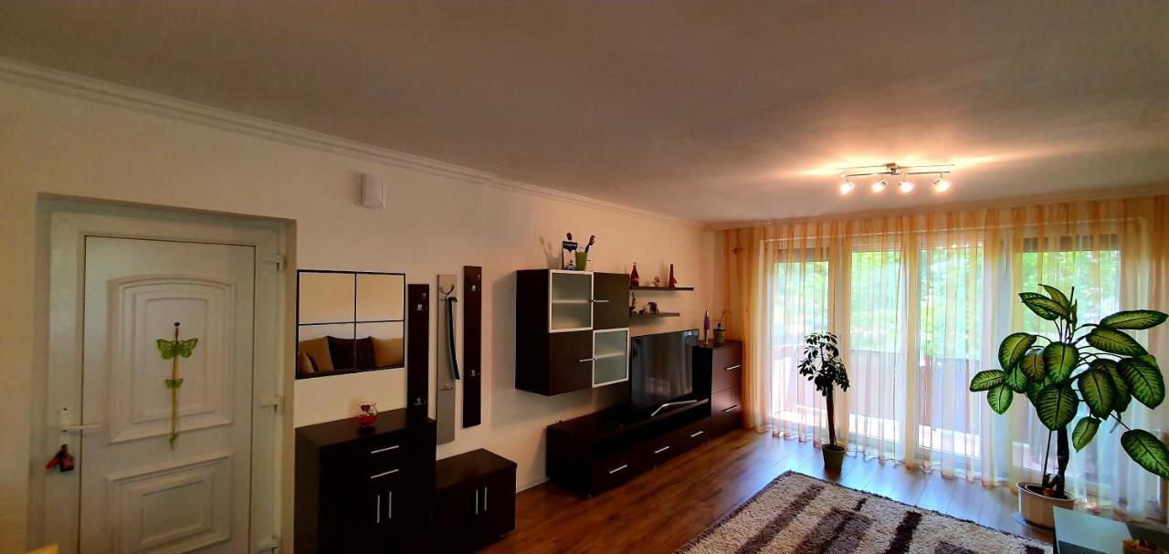 Bazsi Apartman Siófok Exterior foto