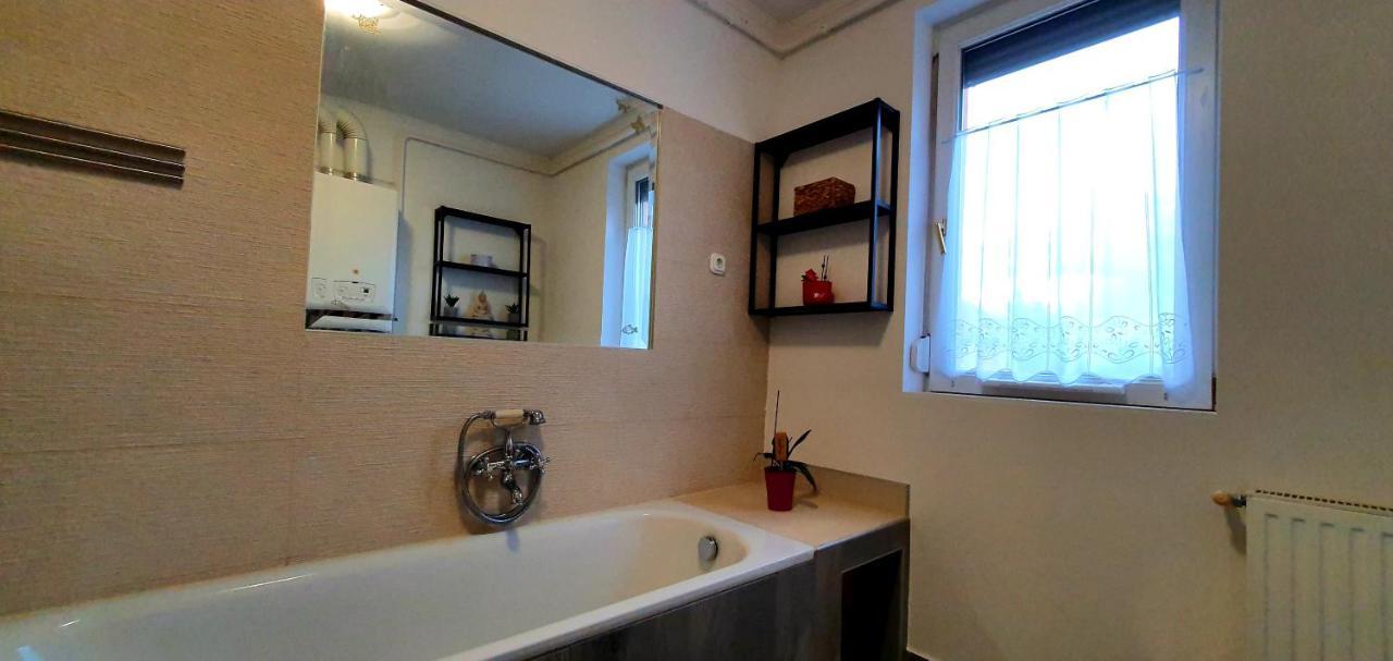 Bazsi Apartman Siófok Exterior foto